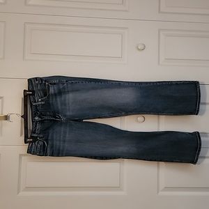 Silver Jeans Co. Elyse Slim Bootcut Jeans. Size 12 petite. Indigo light wash.